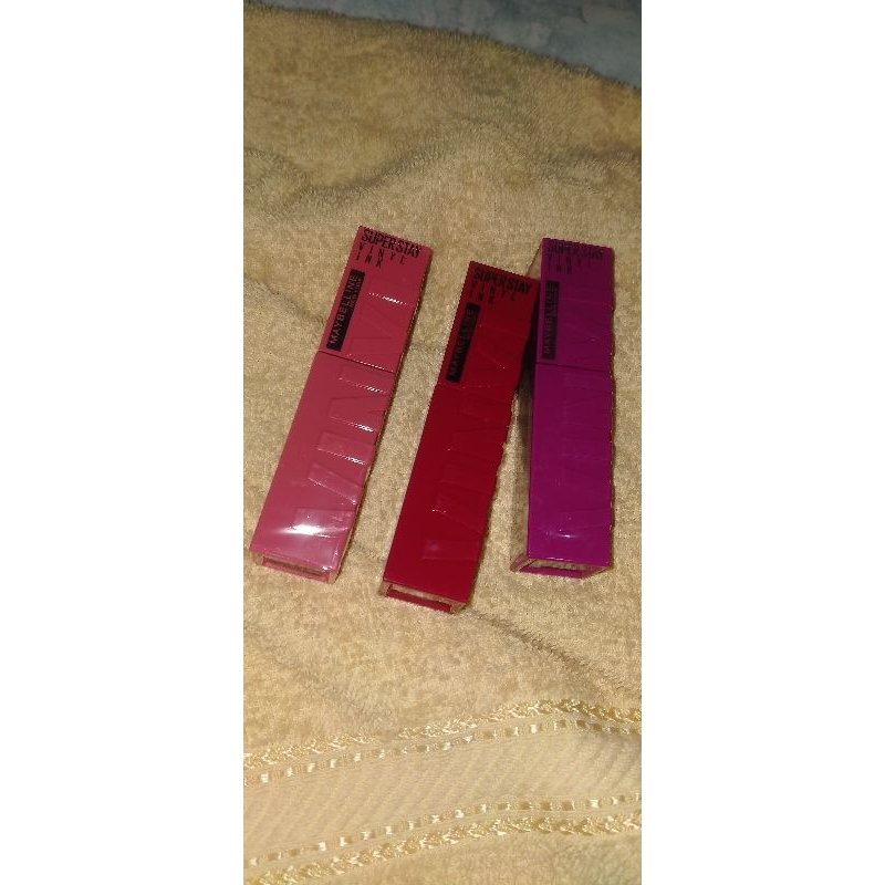 READY ❗❗ LIPSTIK VIRAL MAYBELLINE SUPERSTAY VINYL BIBIR GLOSSY