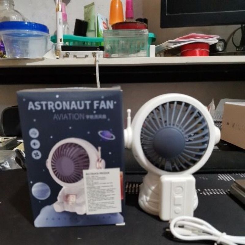 mini fan kipas angin astronot