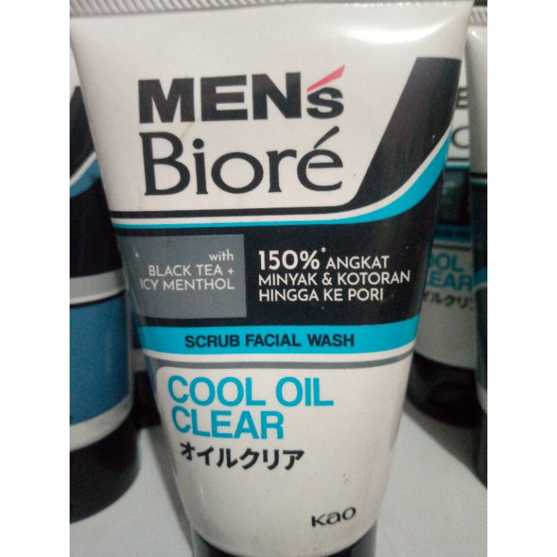 MENS BIORE OIL CLEAR