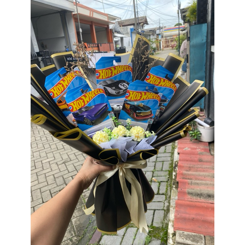 buket mainan hotwheels mobi-buket hotwheels-buket mobil-buket anak cowok