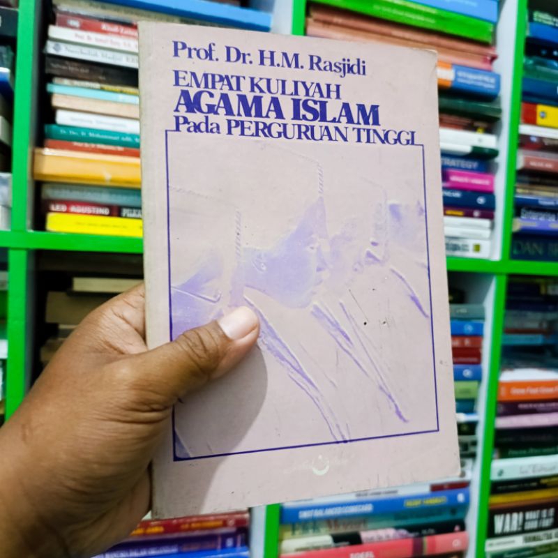 (ORI) buku empat kuliah agama Islam pada perguruan tinggi - Prof. Rasjidi