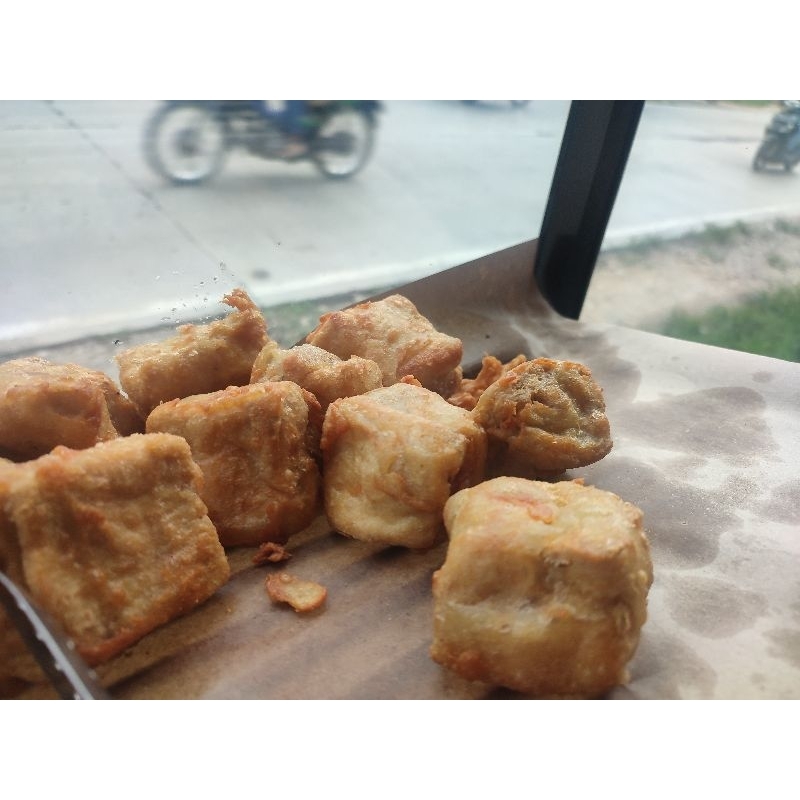 

pinscok (varian rasa)& tahu bakso