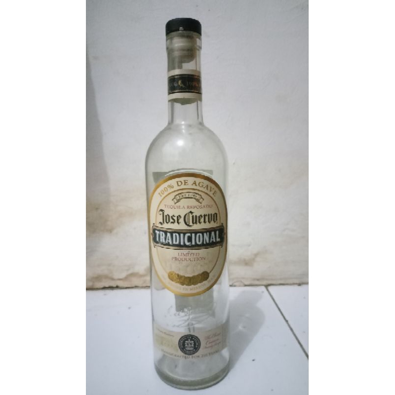 Jual Botol Bekas Jose Cuervo Tradicional Reposado - 750 ml