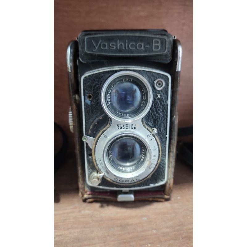 Kamera Antik Yashica 635 1958
