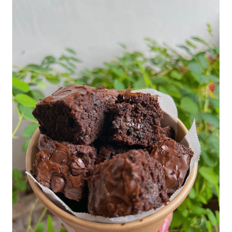 

fudgy brownies bite premium 16oz