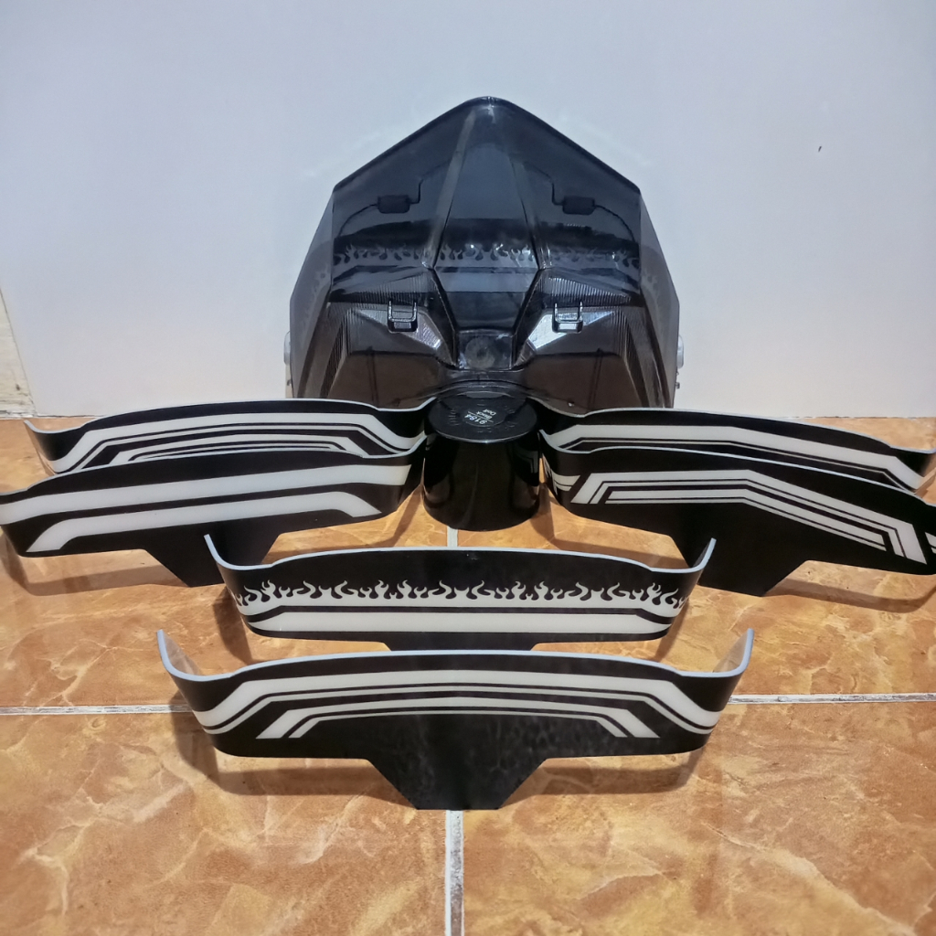 Akrilik Lazy Vario 125 150 - Stoplamp Lazy Vario - Bahan Akrilik Lazy Vario PNP Mika - akrilik lazy 