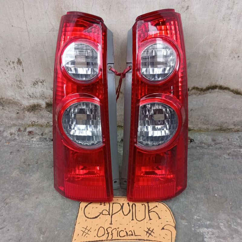 LAMPU BELAKANG AVANZA XENIA 2007-2010,Original