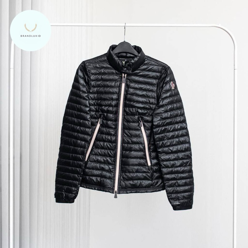 Moncler Grenoble Pontaix Short Down Jacket Black