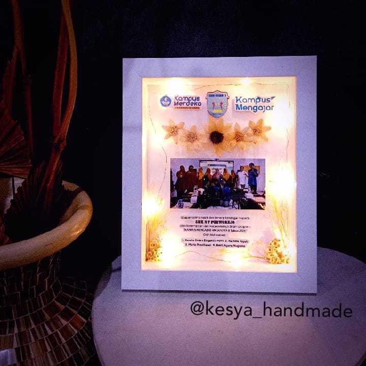 BEST PRPDUCT Kado Ulang Tahun Cewek Cowok Hadiah Wisuda Bingkai Foto Flower Frame 3D | kado wisuda, 