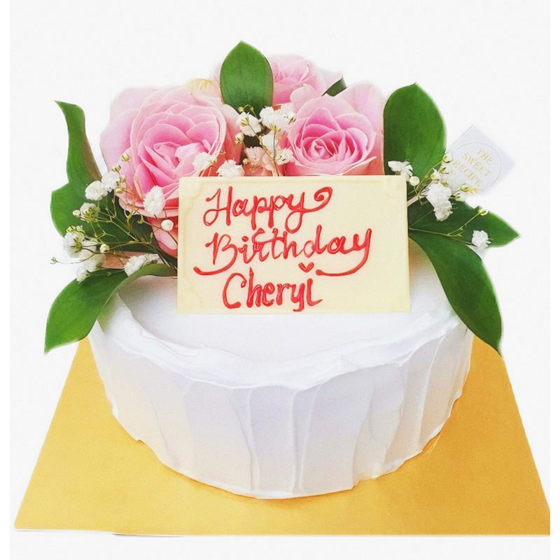 

Cake With Fresh Flower Rose