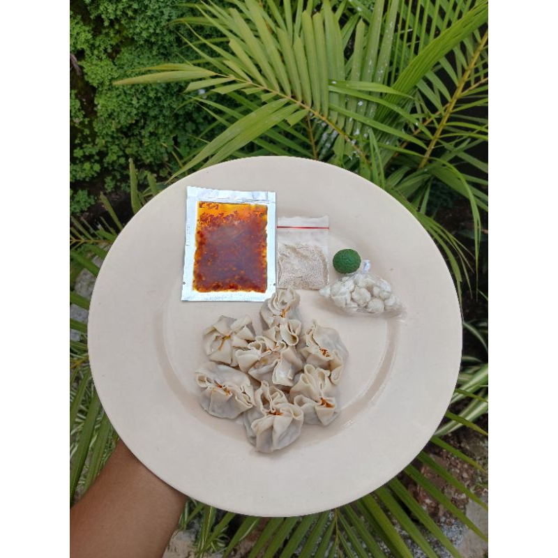 

Jajanan murah makanan viral Dimsum kuah chili oil instan
