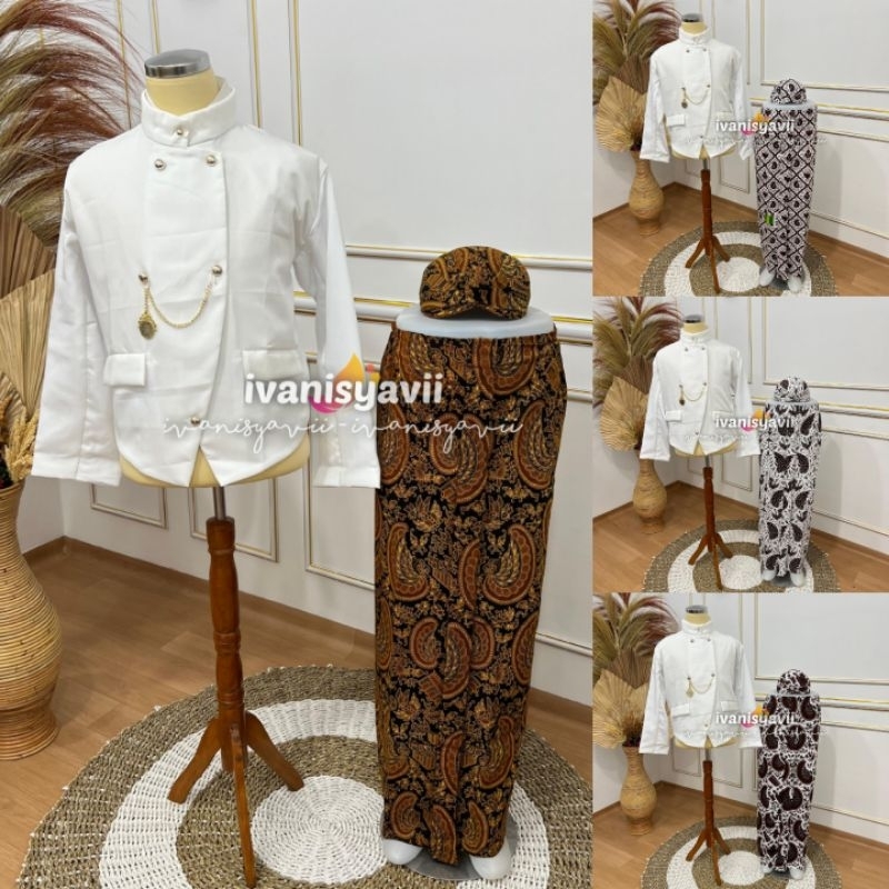 (1set Cowok) Baju Adat Jawa- Tradisional / Beskap +Jarik +Blangkon +Benggol | Nuansa Putih