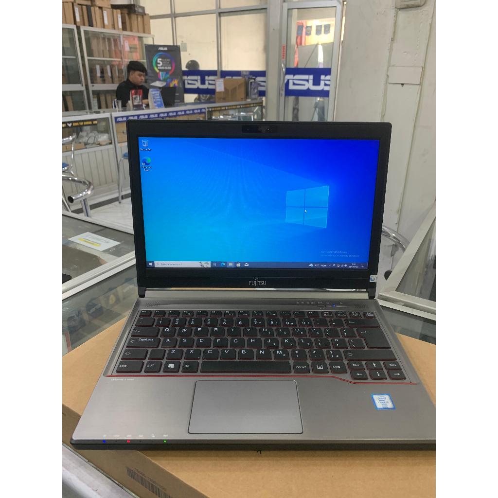 LAPTOP FUJITSU LIFEBOOK E736 core i5-8 RAM 8GB/SSD 256GB WIN10 LAYAR14"HD LIKENEW