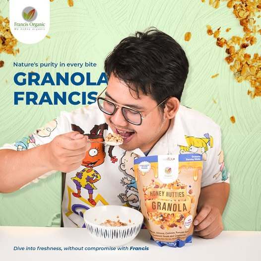 

Camilan Makanan Sehat Premium Lokal Francis Organic Granola 340 Gr Varian Strawberry, Raisin, Walnut & Cranberry, Mix Fruit Crunchy, Honey Nutties, Honey Cashew