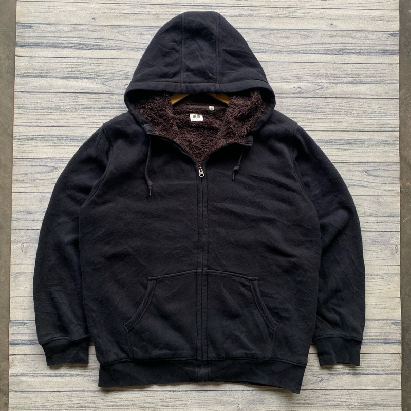 zip hoodie uniqlo sherpa hitam