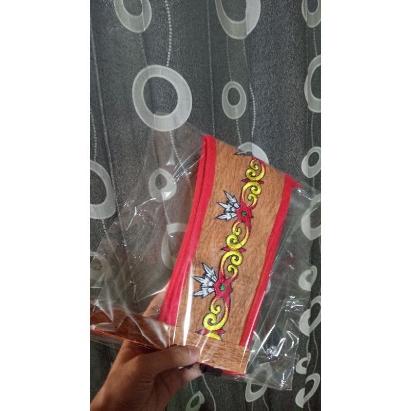 topi lawung khas dayak