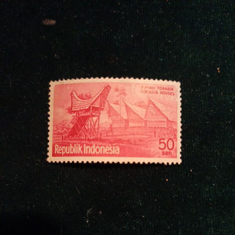 

Stamp Prangko Republik Indonesia, Rumah Toraja