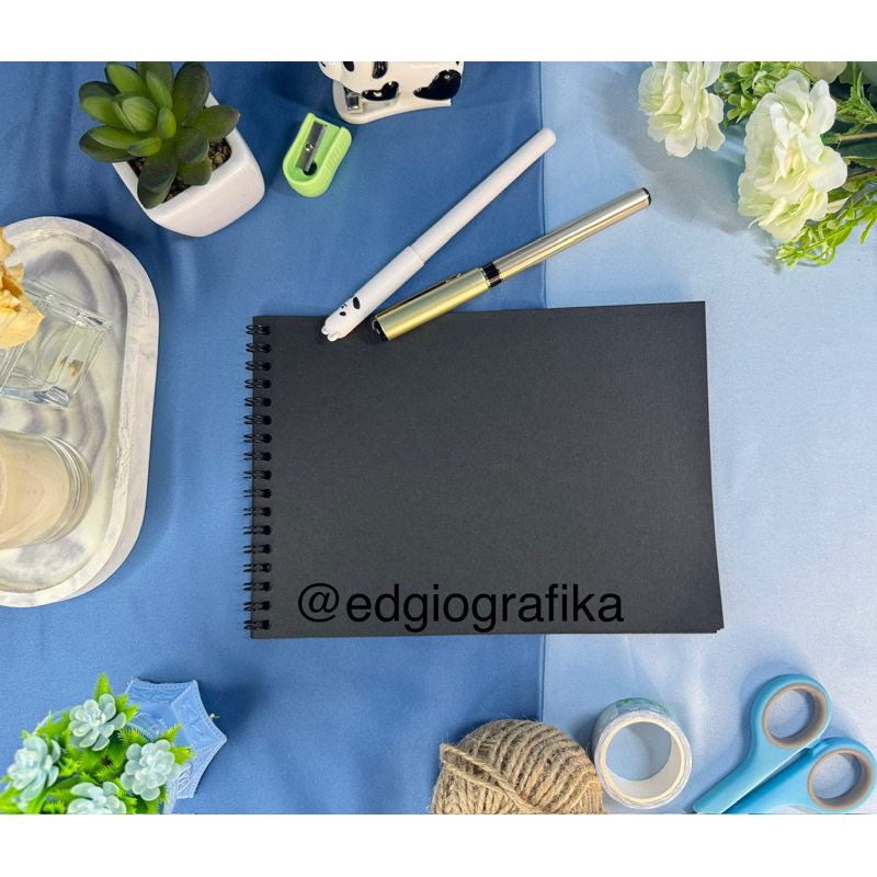 

SCRAP BOOK A5 HITAM / DAILY JOURNAL / PAPERKIT