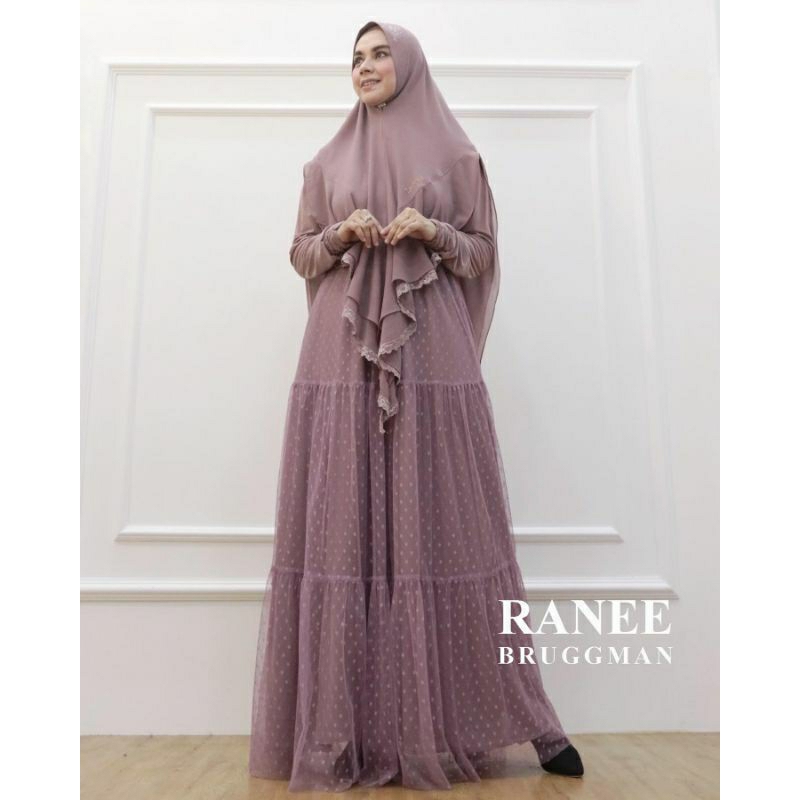 Khadija Syari by Ranee Bruggman