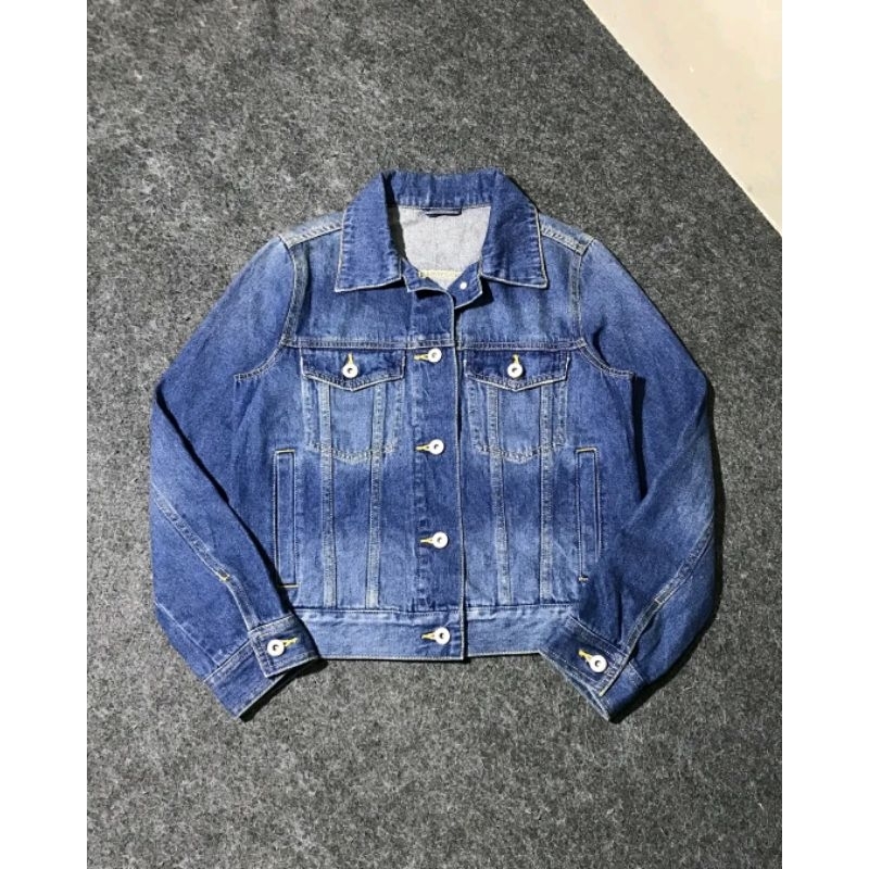 GU Uniqlo Trucker Jeans