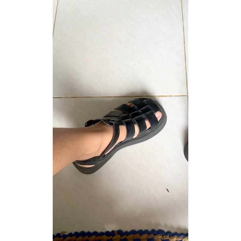 preloved sendal