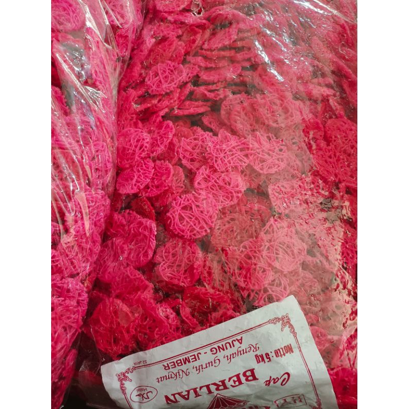 

KRUPUK BARABER MERAH KHAS JEMBER 1KG