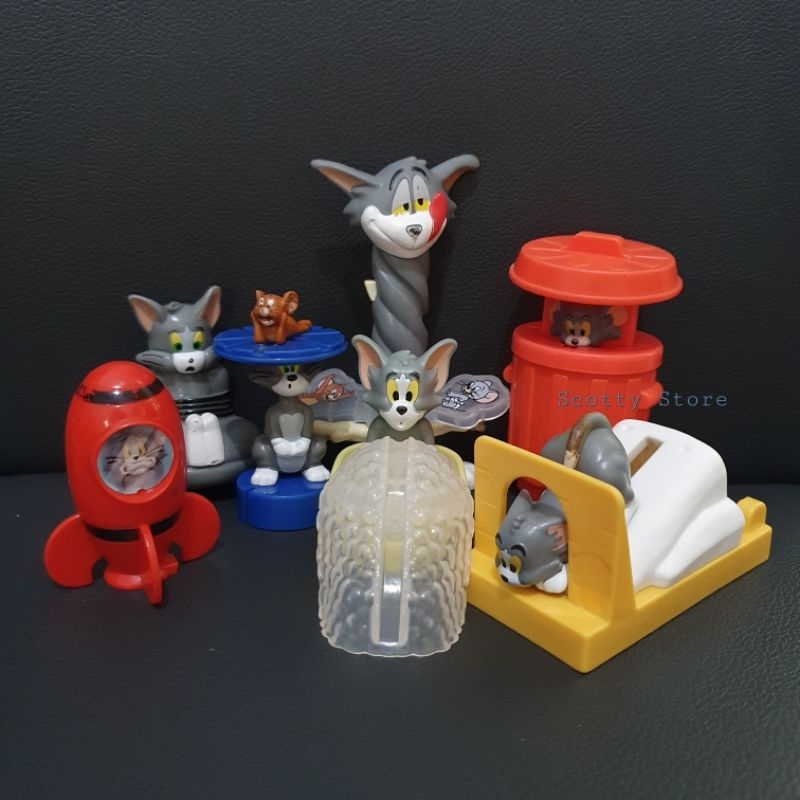 (Preloved) figur/mainan Tom & Jerry - happymeals McD mix