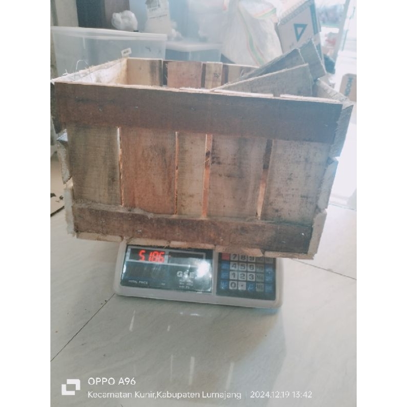 

TAMBAHAN PACKING KAYU