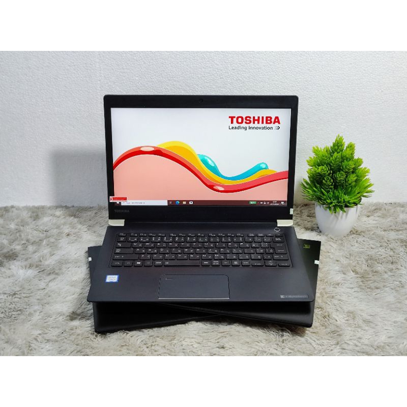Laptop Toshiba Dynabook U63 Core i5 Gen7 RAM 8GB SSD 128GB SLIM