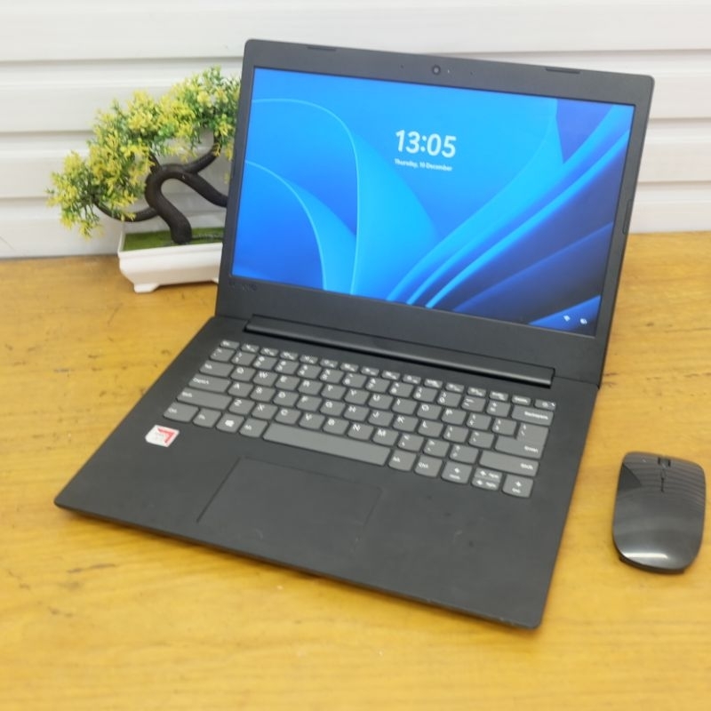 SLIM Lenovo ideapad v145 AMD A9 GEN 7 RAM 8 SSD - Laptop second - LAPTOP BEKAS - Laptop bagus