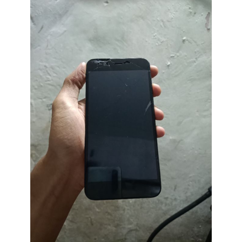 Lcd tc mi a1 retak normal