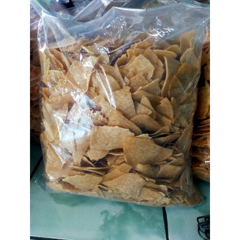 

krupuk udang utuh dan pecahan