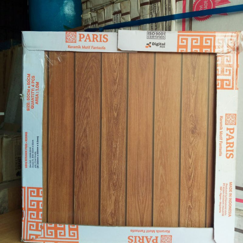 Keramik 50x50 motif kayu Matt lumberwood paris