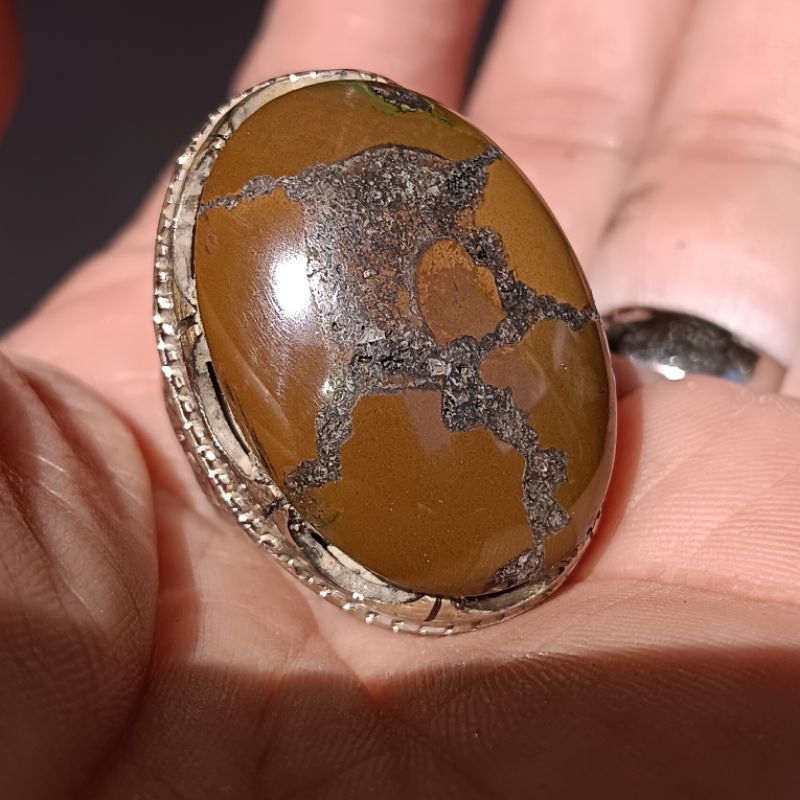 Batu Pirus Hubei Coklat Ceplok Kuro Sakral Natural