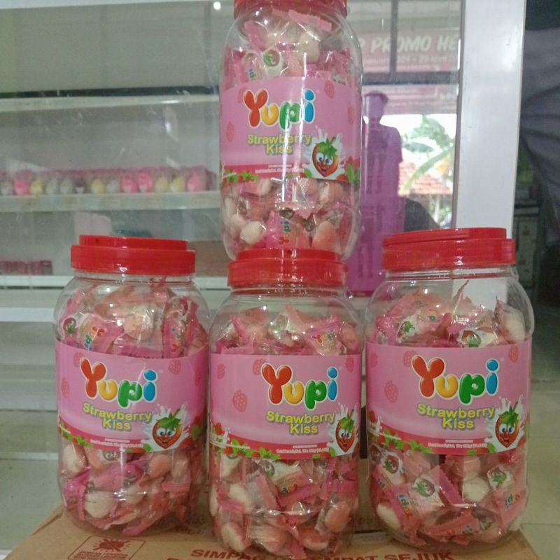 

YUPI toples trawberry kiss