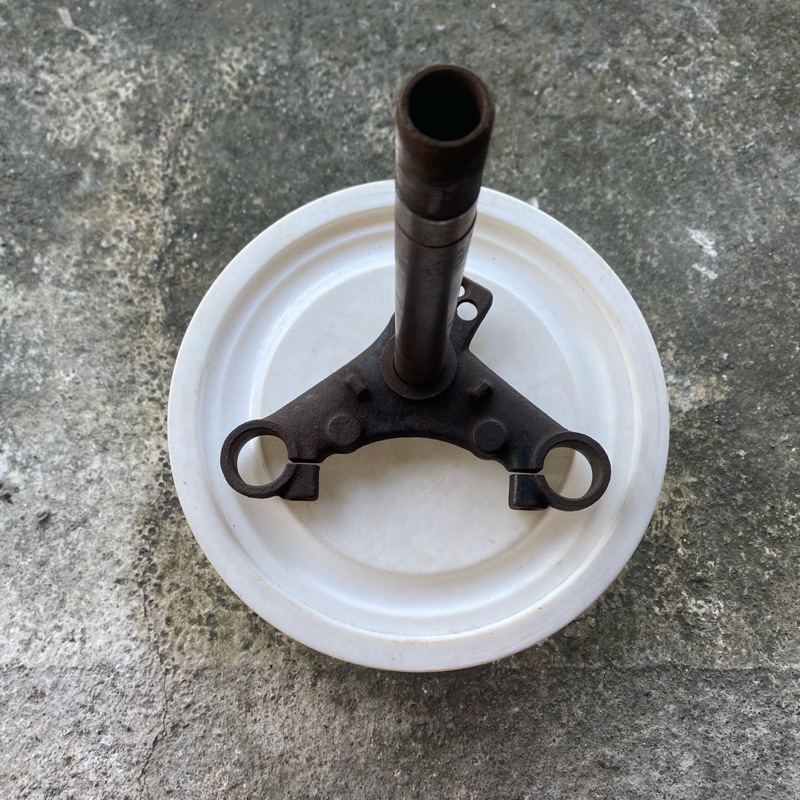 T Segitiga Bawah Honda GL100 GL125 Original