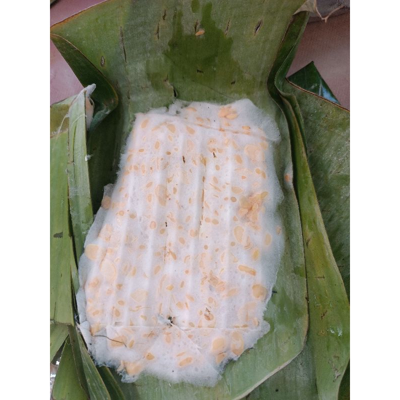 

Tempe mendoan mentah 1pcs isi 4lembar