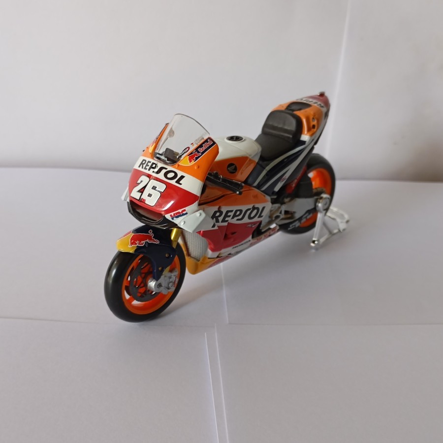 Diecast MotoGP Repsol Honda Dani Pedrosa 26 original maisto 1:18 harga murah