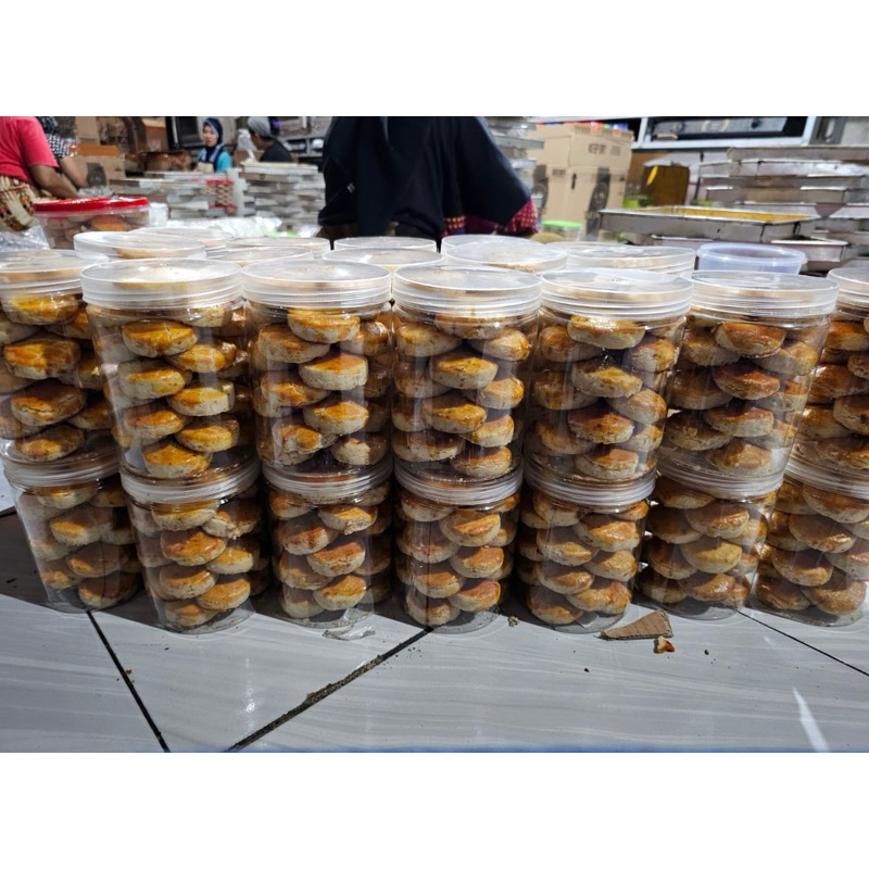 

CEMILAN Kue Kacang 500gram