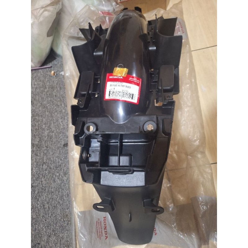 spakbor slebor belakang honda supra x125 2007-2014 original ahm honda 80100-ktm-N30