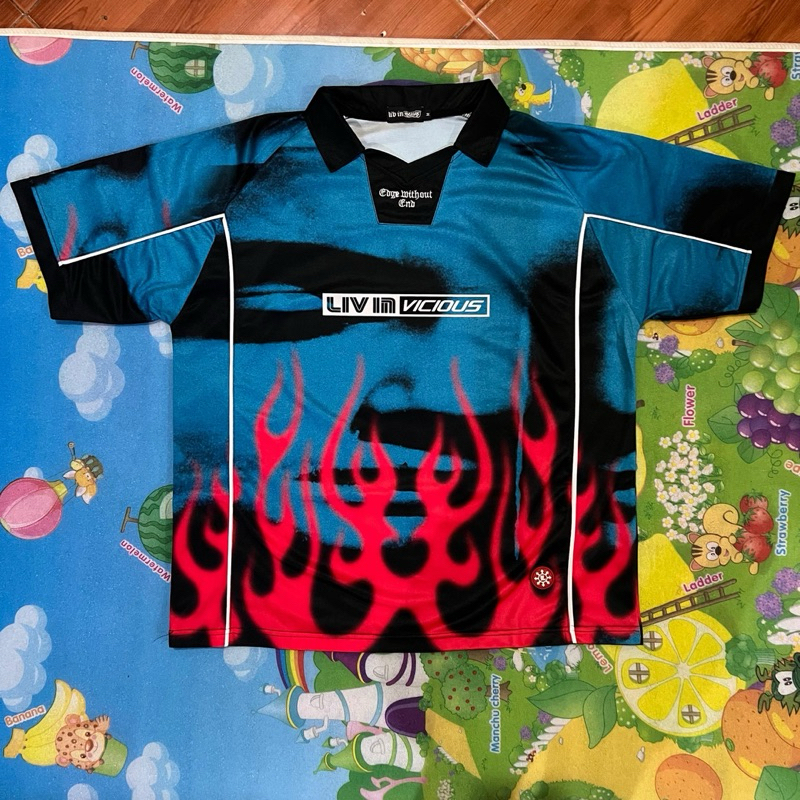 Jersey livin mille x vicious pain size M used like new