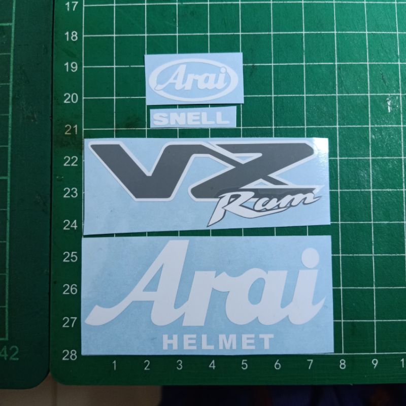 sticker cutting helm arai