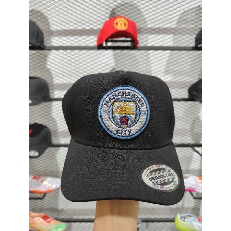Topi Manchester City Hitam