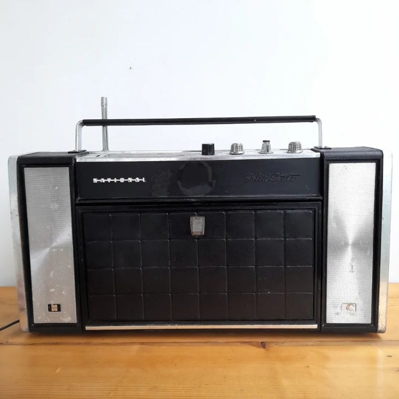 Radio transistor national solid state no radio tabung jadul vintage antik gramaphone ponograph pirin