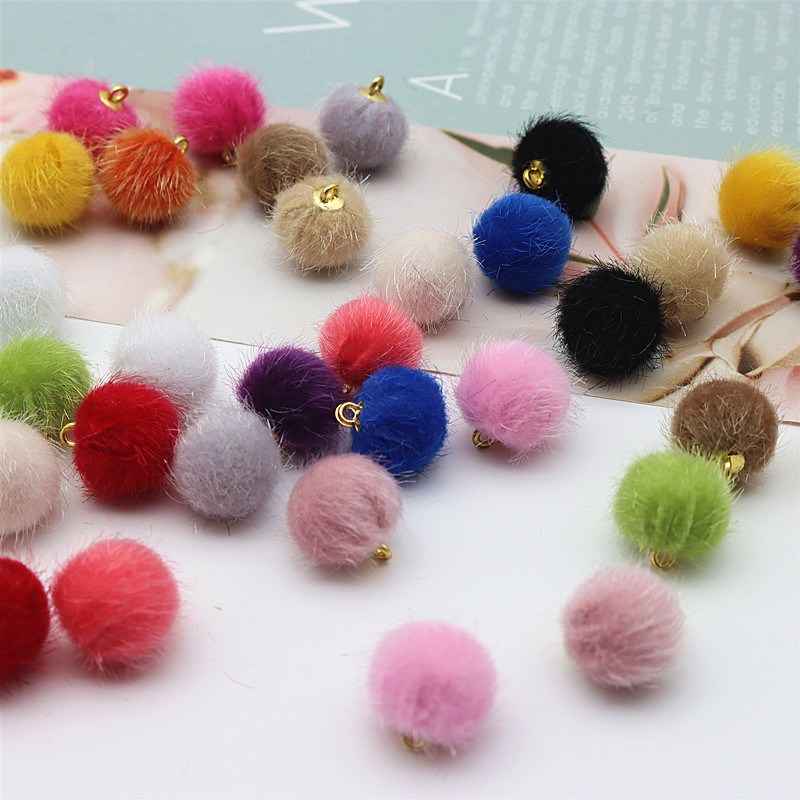 Bandul Pompom Bulu Landak Liontin Bulu