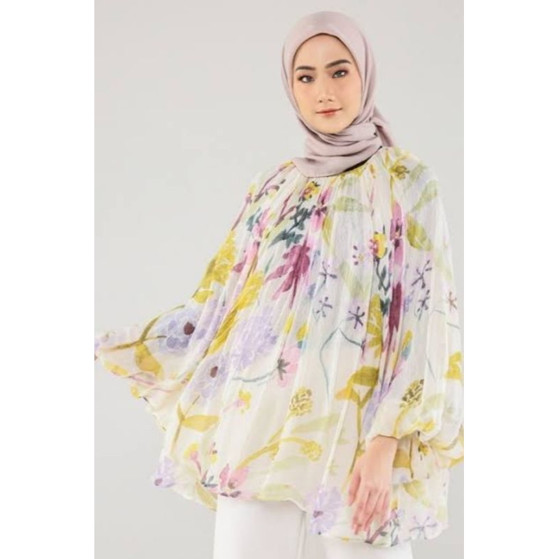 Benang Jarum Romantic Garden Flowly Blouse/pl