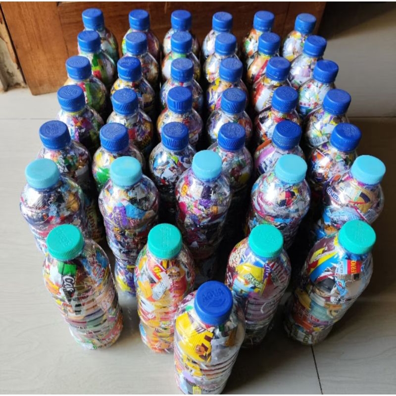 

Ecobrick botol Aqua 600ml, 200-250 gram isi padat plastik bersih