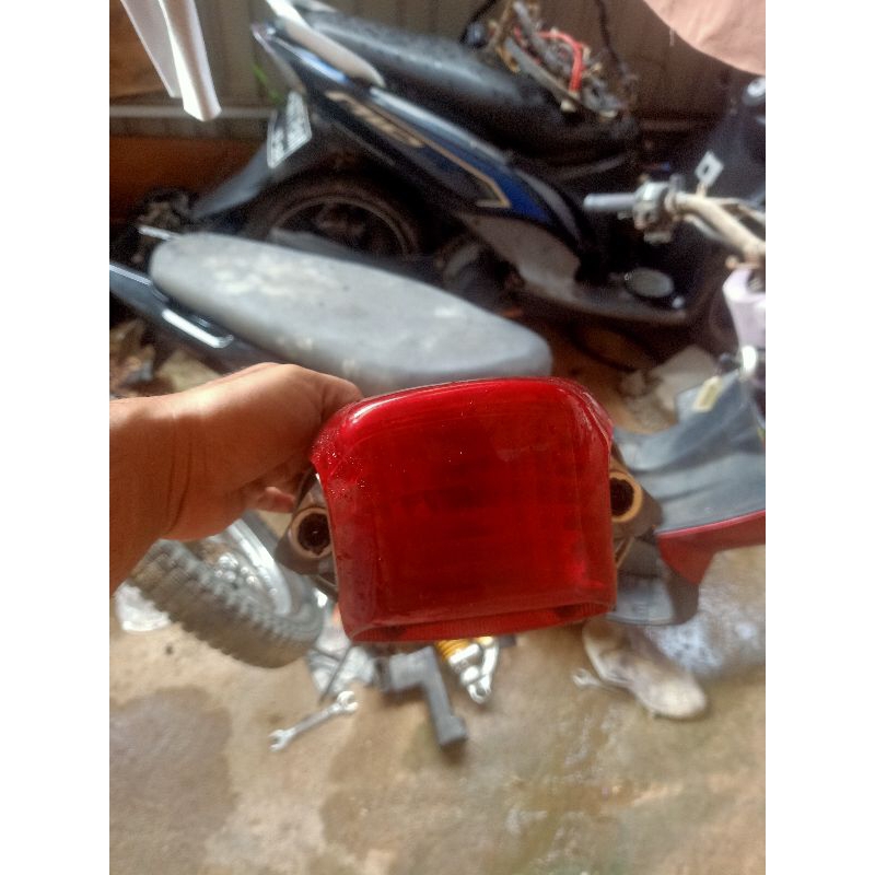 lampu belakang Nouvo lele