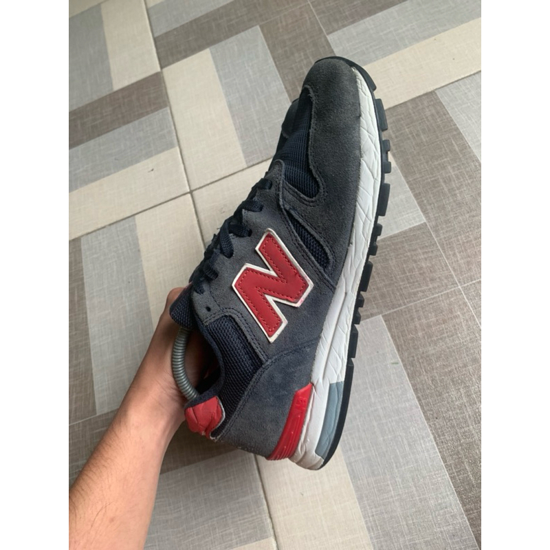 NB565