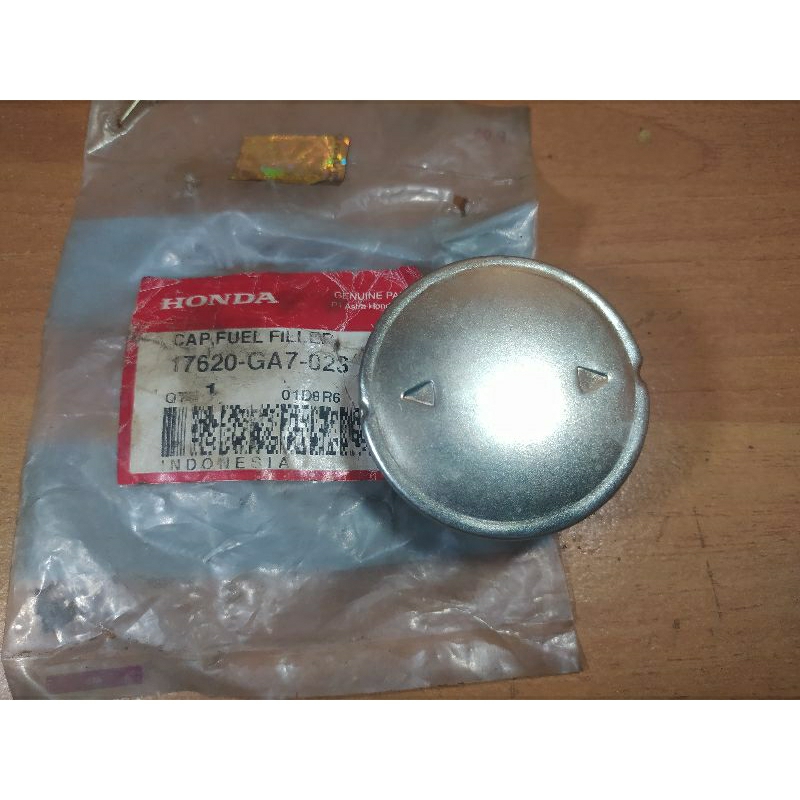 Tutup Tangki Honda PRIMA GRAND STAR ASTREA 800 SUPRA Original baru AHM 17620-GA7-023